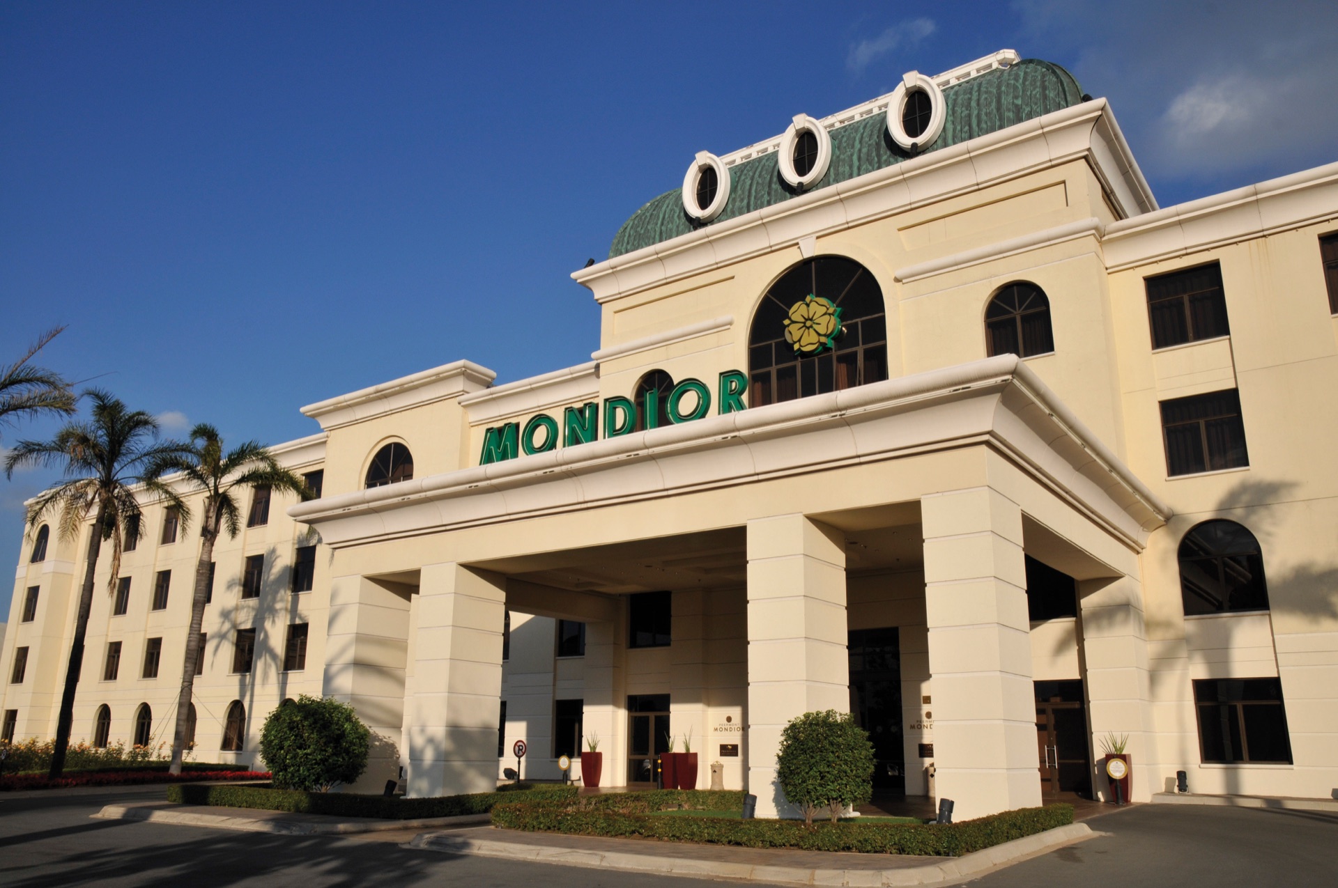 Exterior facade and entrance at Peermont Mondior Hotel